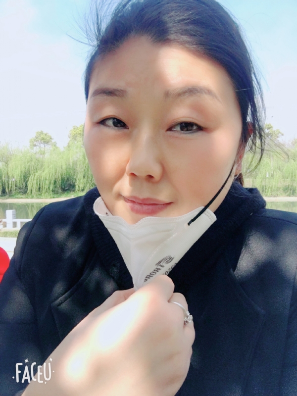 花开半夏的第一张照片--荆州红颜知己交友网